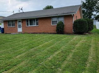 29 Maple Ave, Biglerville, PA 17307