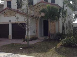 10434 NW 70 Ln, Doral, FL 33178