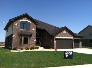 12434 Persimmon Ct, Mokena, IL 60448