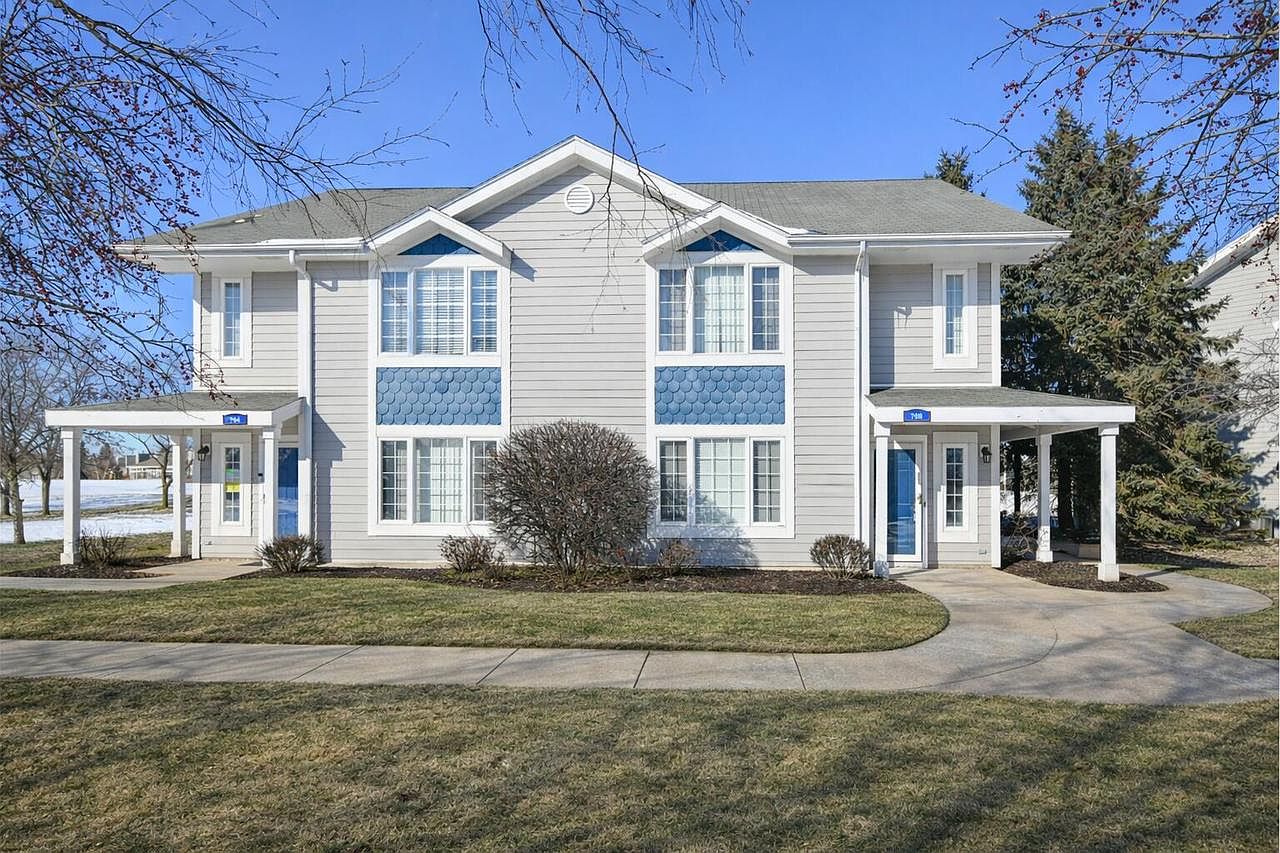 708 Geneva National AVENUE #N