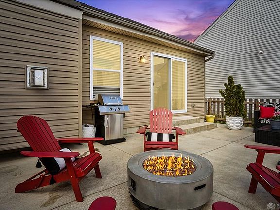 2nd image of 4227 Spicebush Dr