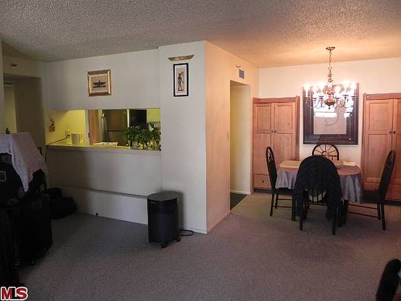 2nd image of 600 W 9th St APT 1109