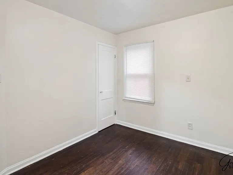 19035 Fielding St — Photo 11