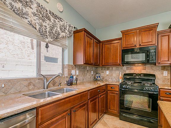 4th image of 30129 W Mulberry Dr