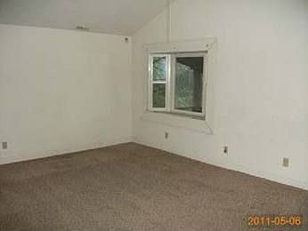 2nd image of 177 Lake Hart St