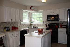 3rd image of 6724 Sunningdale Dr