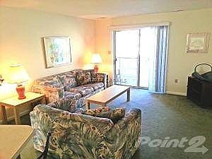 TiffanieByTheSea231B_LivingRoom_01