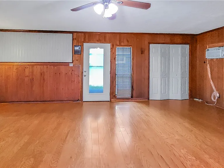304 Olmstead Pl — Photo 6