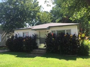 102 N Chestnut St, Pauls Valley, OK 73075