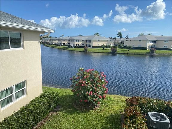 4th image of 870 Lake Orchid Cir APT 206