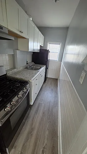 196 Osborn St #2 Photo 1