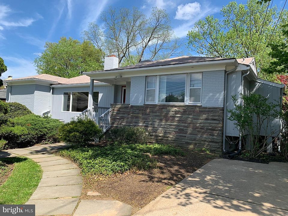 1st image of 3208 Woodhollow Dr