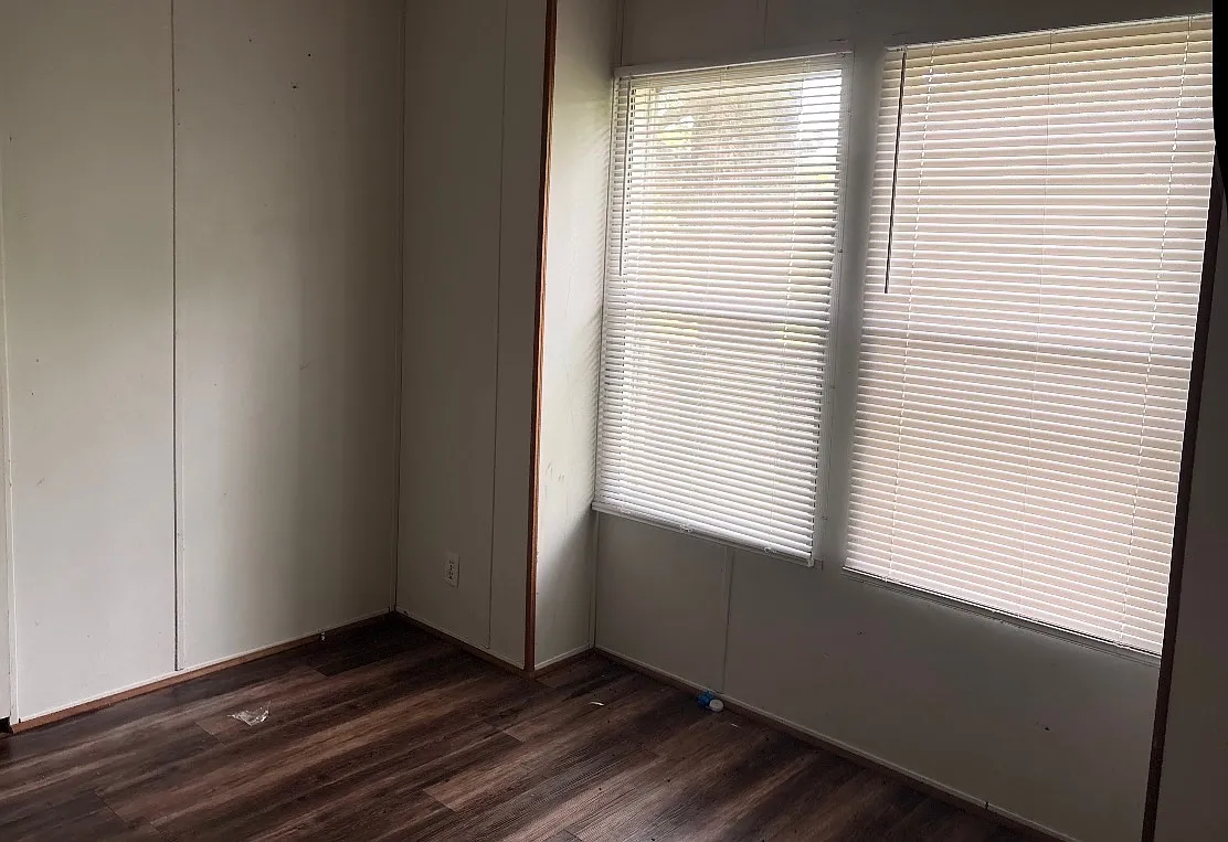 3 bed, 1280 sqft, $1,500 — Photo 4