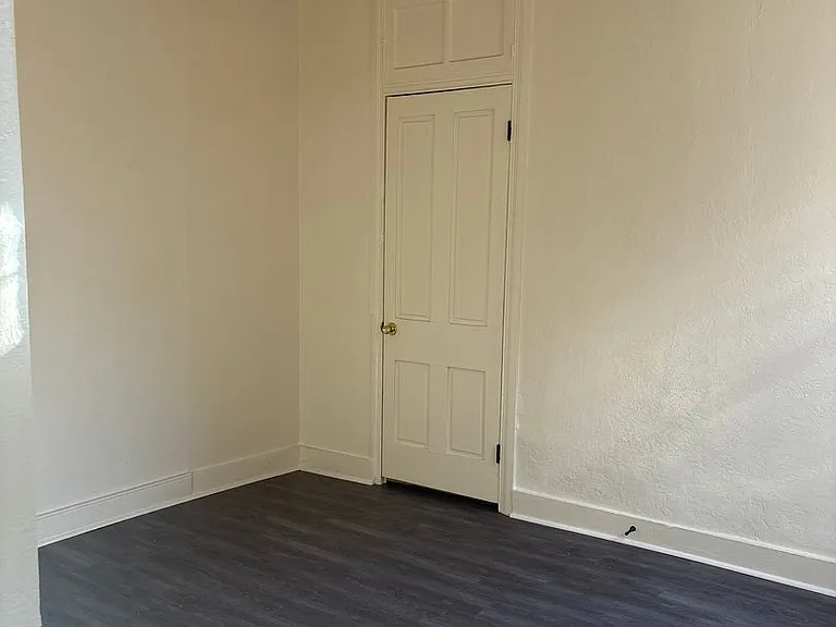 125 N Duke St #1 — Photo 5