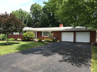 8 Woods Rd, Warren, PA 16365