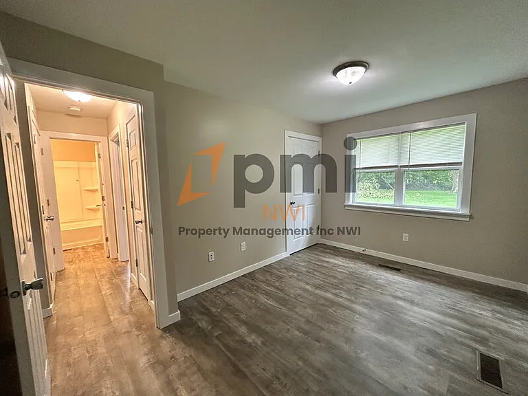 2908 Oakdale Ave — Photo 11