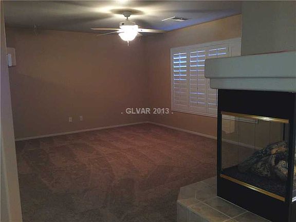 3rd image of 7458 Aurora Glow St