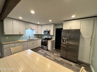 745 N San Pedro Dr, Mammoth, AZ 85618