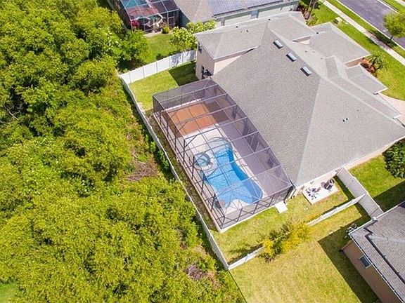 4th image of 918 Duff Dr