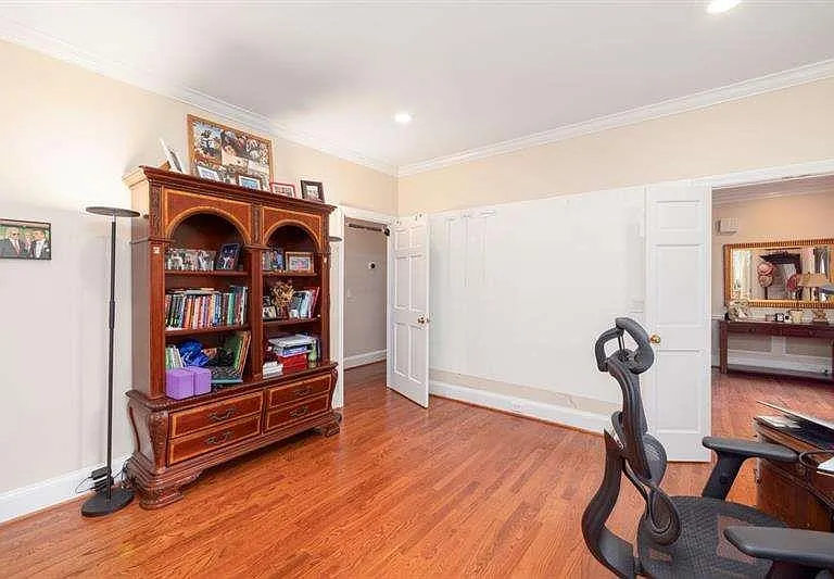 160 Clipper Bay Dr — Photo 34
