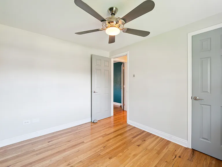 2873 Jasmine St — Photo 5