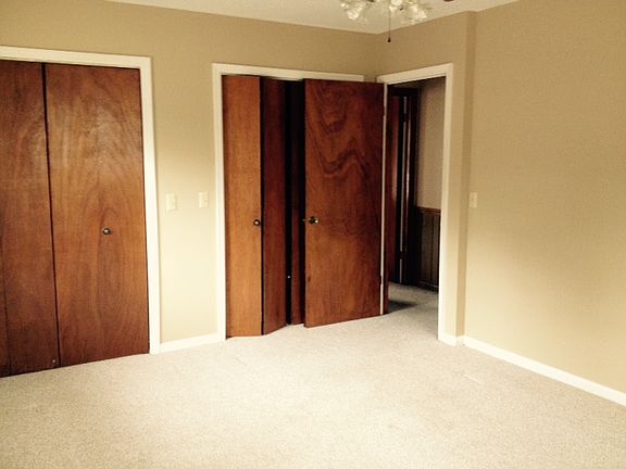 4th image of 219 Shuman Dr