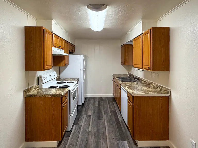 8109 Sanderson Ln #8109 — Photo 9
