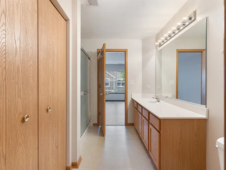 2405 Wilton Ln — Photo 17
