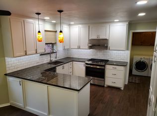 11080 Folkstone Dr, Yukon, OK 73099