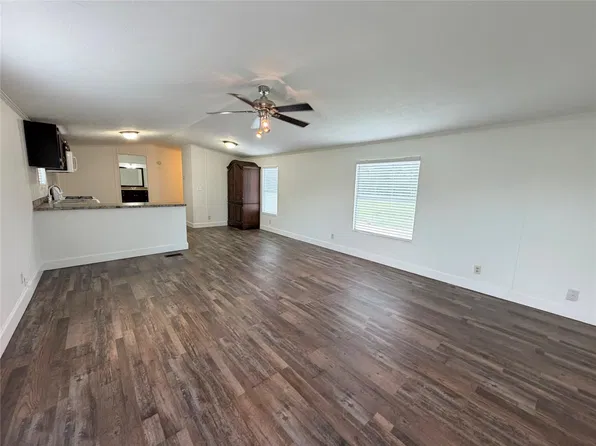 5323 Redell Rd, Baytown, TX 77521