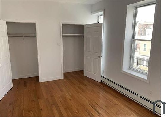 3rd image of 1518 Bryant Ave #3