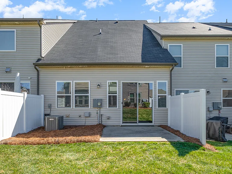 9320 Glenburn Ln — Photo 28
