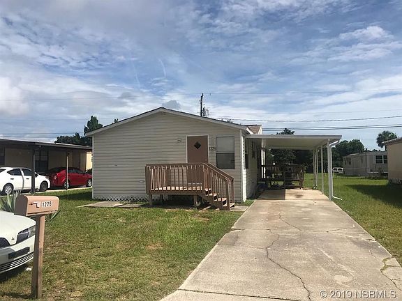 3rd image of 1224 Windsor Dr