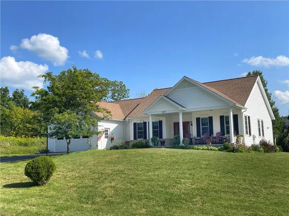 4537 Ridge Rd, Canandaigua, NY 14424