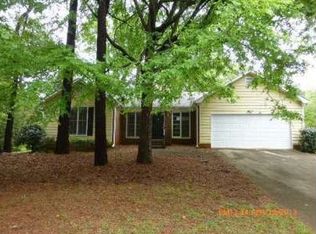 2620 Five Star Ct, Snellville, GA 30039