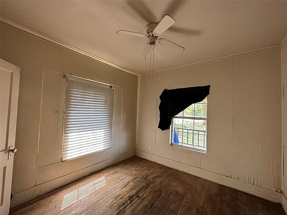 5th image of 115 S McKee St