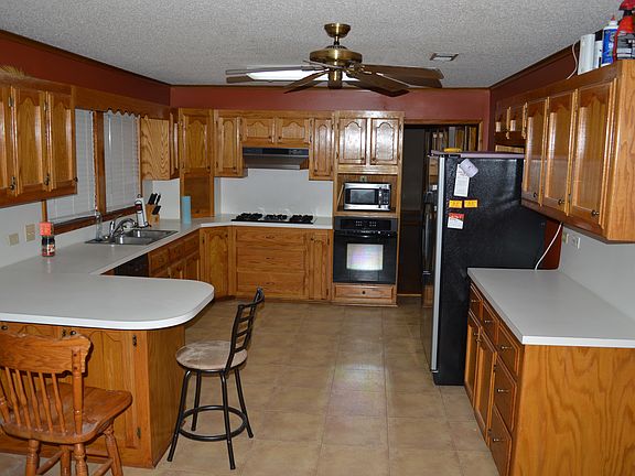 2nd image of 310 Avenue D