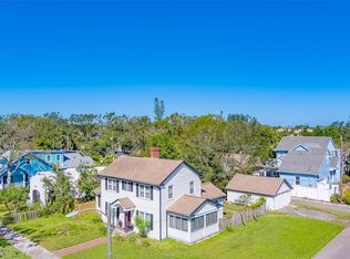 255 19th Ave NE, Saint Petersburg, FL 33704