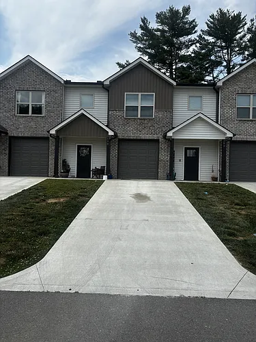 110 Stone Court Way Photo 1