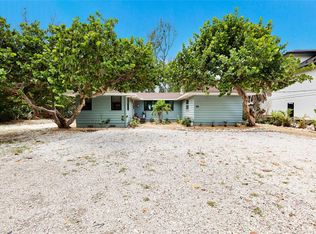 103 51st St, Holmes Beach, FL 34217