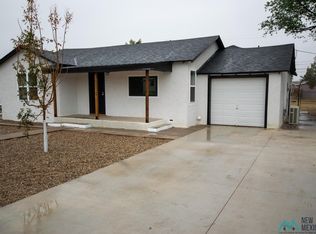 1021 E 2nd St, Portales, NM 88130