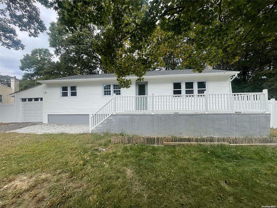 1st image of 15 Adams Lane