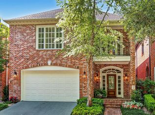 229 Sugarberry Cir, Houston, TX 77024