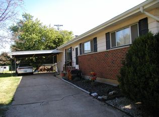 3340 Lan Dr, Saint Louis, MO 63125