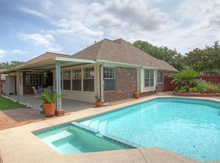 9711 Raymont Cir, Houston, TX 77065