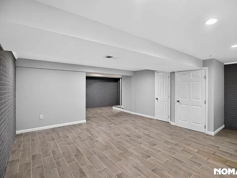 12145 Sugar Mill Cir — Photo 16