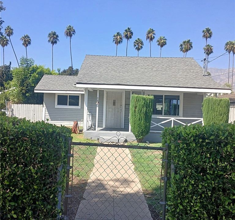 1st image of 805 Merrett Dr