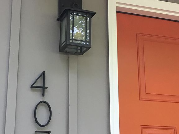2nd image of 407 Walnut St
