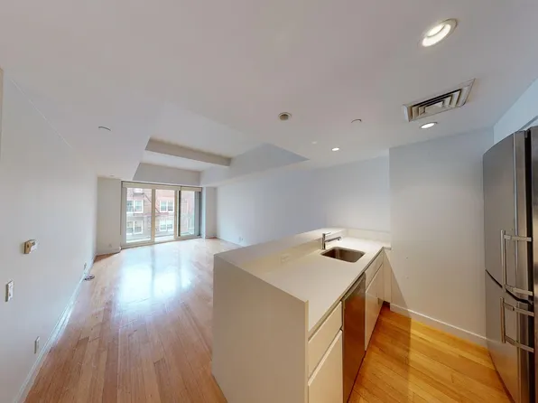 14 West 14th Street image 1 of 13