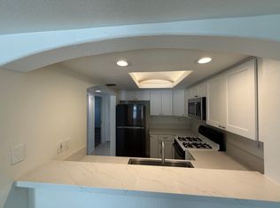1135 Fitzgerald Rd APT C, Simi Valley, CA 93065